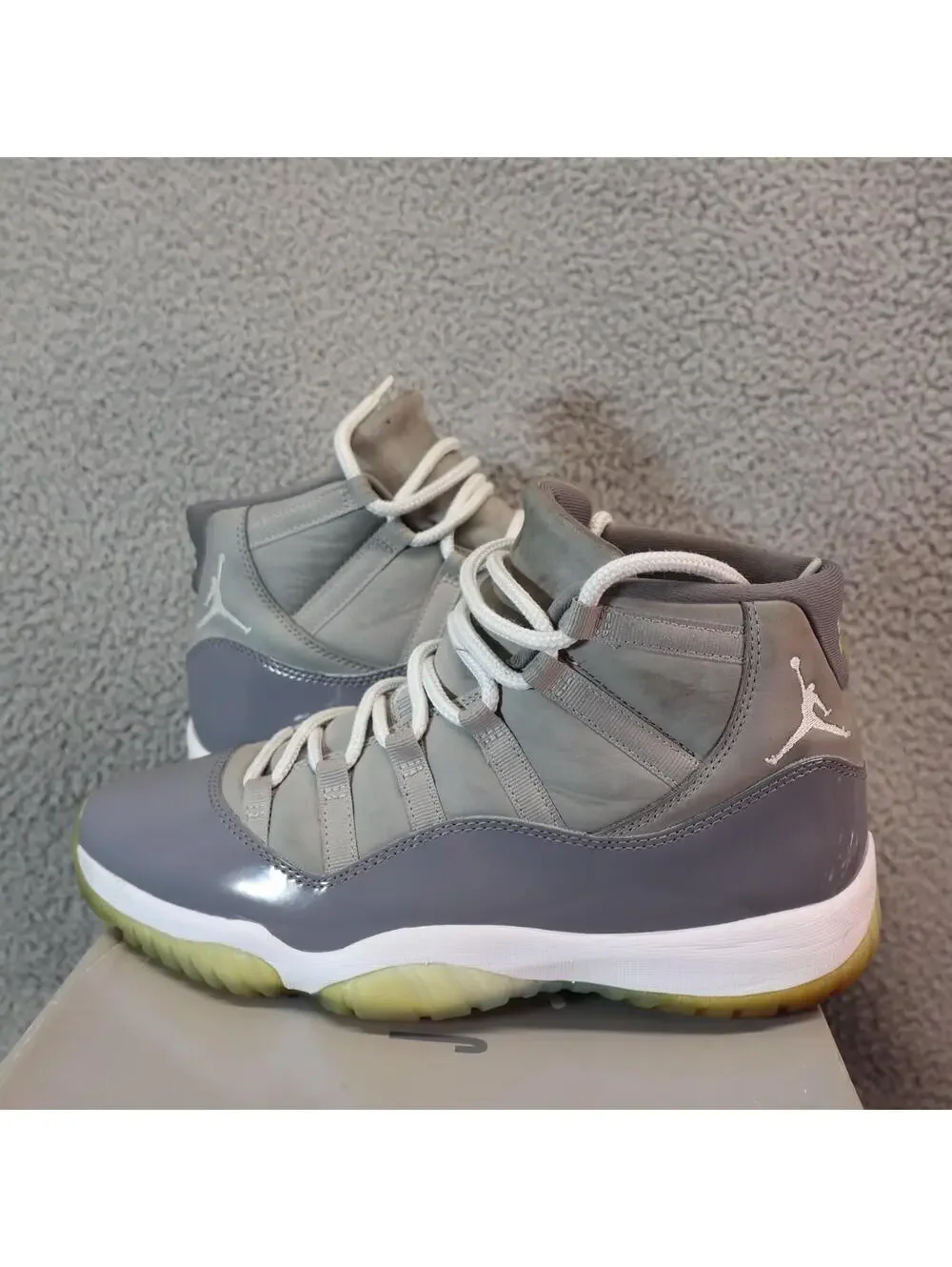 Jordan 11 Retro Men's Size 10 Grey CT8012-005